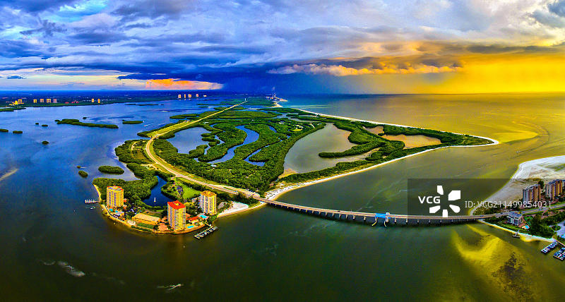 美国佛罗里达州迈尔斯堡情人钥匙海滩图片素材