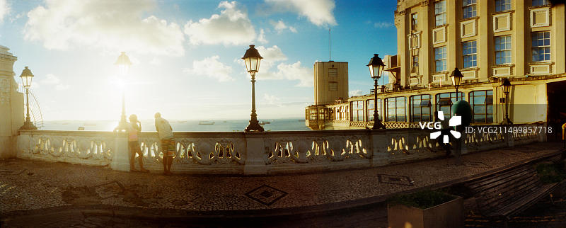 巴西萨尔瓦多拉塞尔达电梯日落海景图片素材