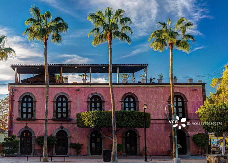 洛雷托鲜花旅馆，墨西哥南下加利福尼亚州洛雷托图片素材