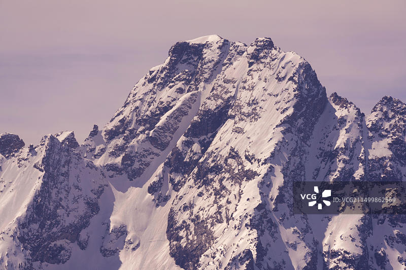 加拿大不列颠哥伦比亚省韦奇山雪山景色图片素材