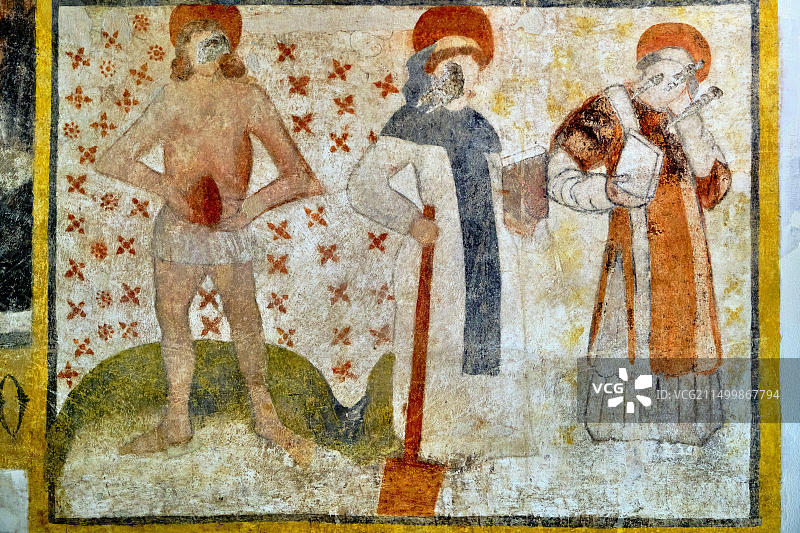 法国卢瓦-谢尔省索洛涅地区肖蒙-叙尔-塔龙的15世纪圣埃蒂安教堂图片素材