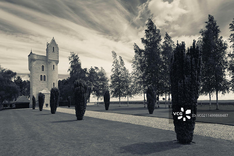 第一次世界大战英国第36阿尔斯特师纪念碑，蒂耶普瓦尔阿尔斯特纪念塔，法国皮卡第索姆战场图片素材