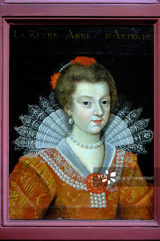 法国卢瓦尔-谢尔省布卢瓦城堡与奥地利的安妮女王图片素材