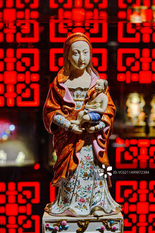 法国莫尔比昂省路易港：由沃邦改建的路易港城堡，洛里昂港入口，博物馆图片素材