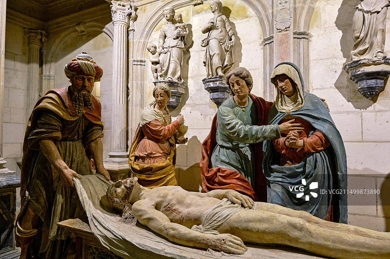 法国谢尔省布尔日圣艾蒂安大教堂地下墓室图片素材