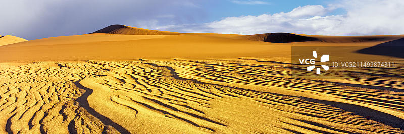 美国科罗拉多州大沙丘国家公园和保护区的沙漠沙丘图片素材