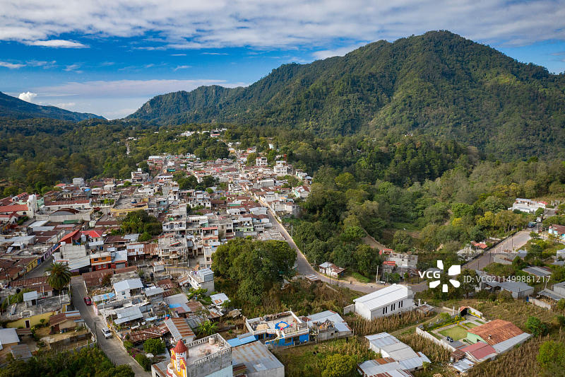 危地马拉西部高地小镇鸟瞰，中美洲图片素材