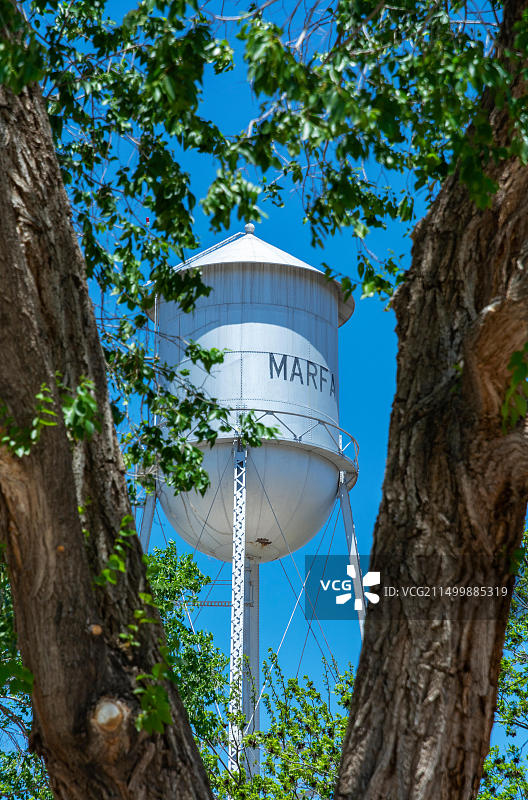 德克萨斯州普雷西迪奥县马尔法水塔图片素材