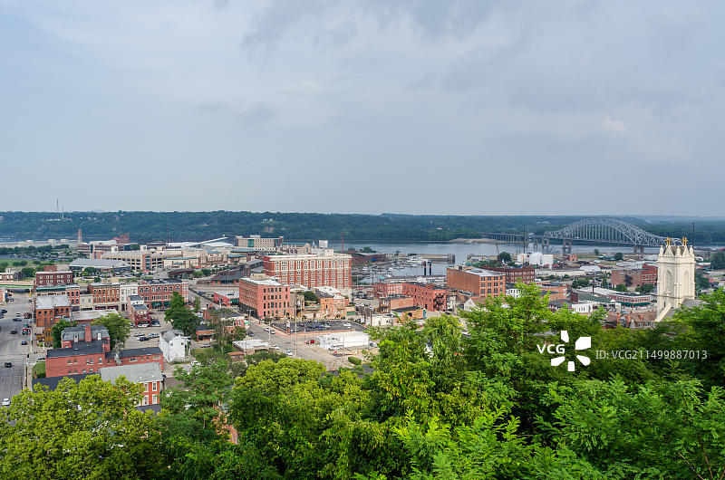 迪比克市中心航拍鸟瞰图图片素材