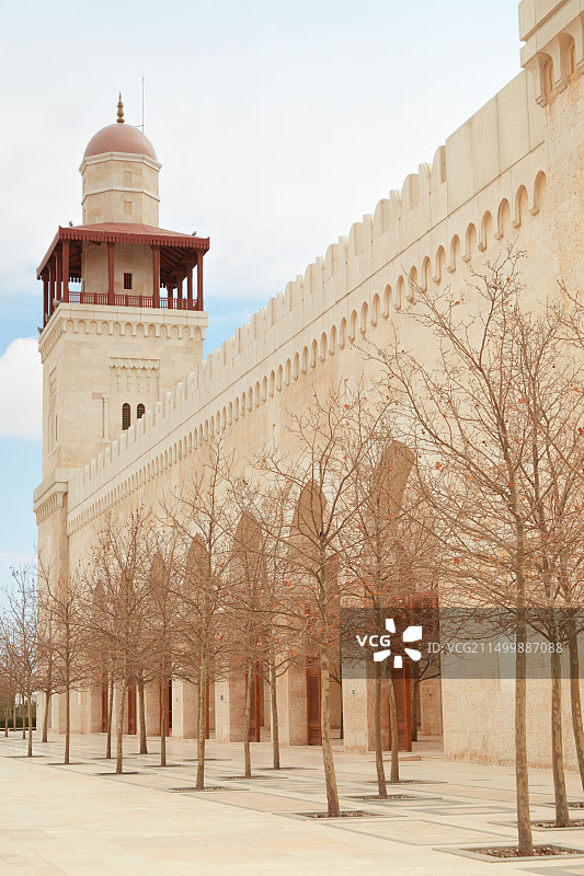 约旦安曼侯赛因·本·塔拉勒国王清真寺和宣礼塔图片素材