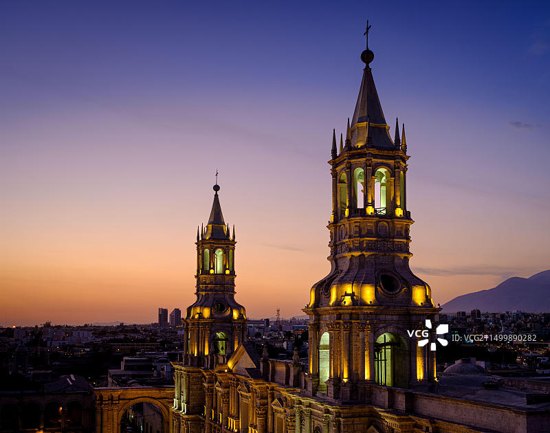秘鲁阿雷基帕大教堂和阿马斯广场图片素材