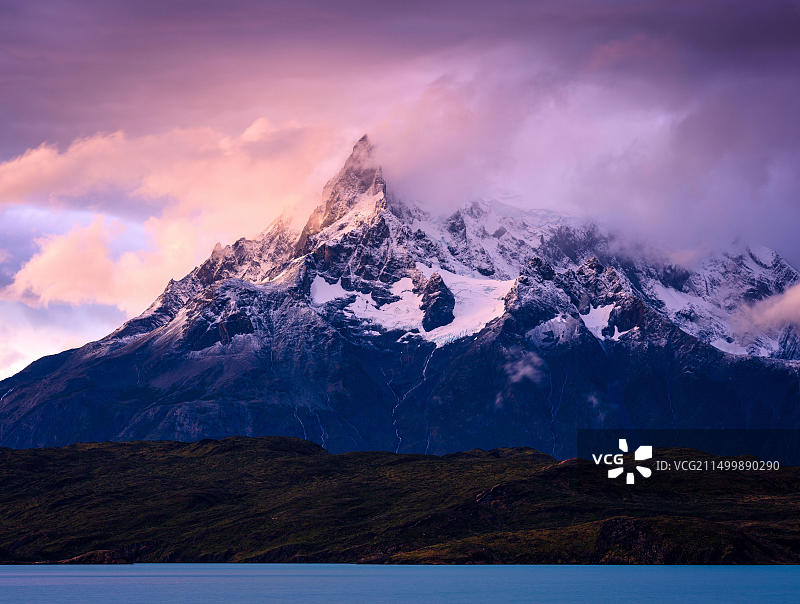 智利百内国家公园的日落图片素材