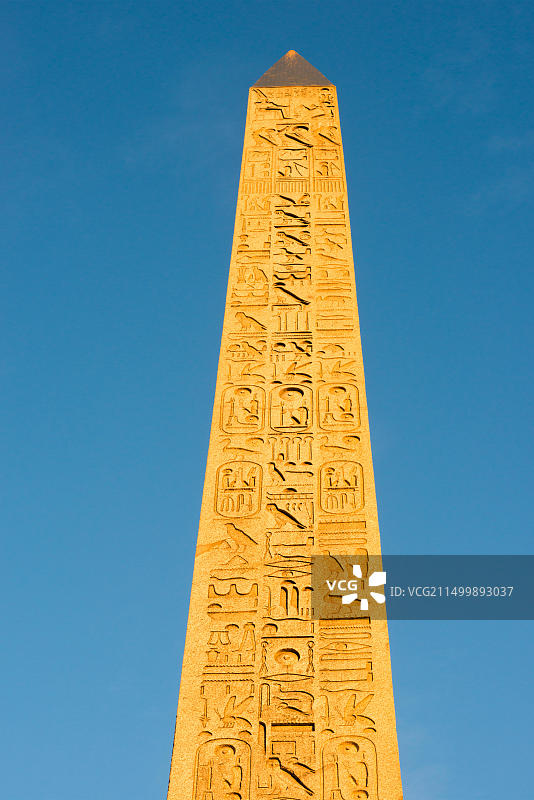 巴黎协和广场的方尖碑图片素材