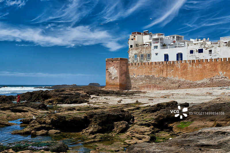 从海边看到的索维拉城墙和历史悠久的麦地那，联合国教科文组织世界遗产，摩洛哥，非洲图片素材