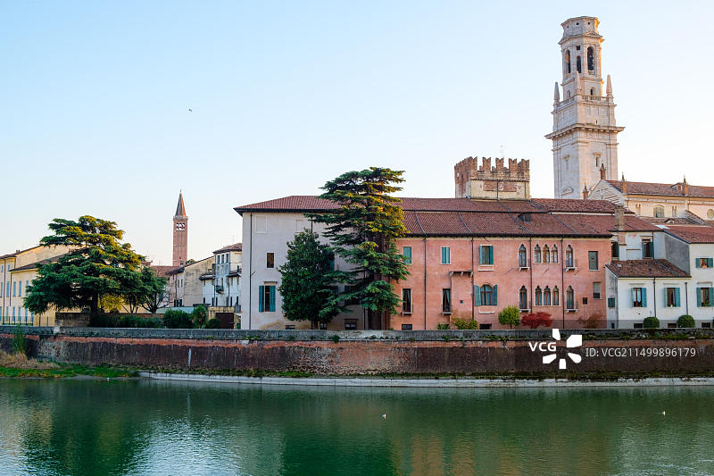 意大利维罗纳市圣玛丽亚主教堂图片素材