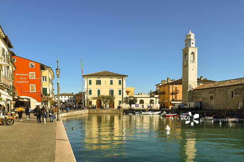 意大利拉齐塞加尔达湖古镇图片素材