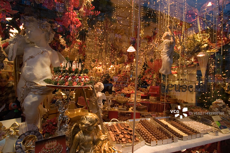 瑞士苏黎世Confisserie Teuscher Bahnhofstrasse商店橱窗创意装饰图片素材