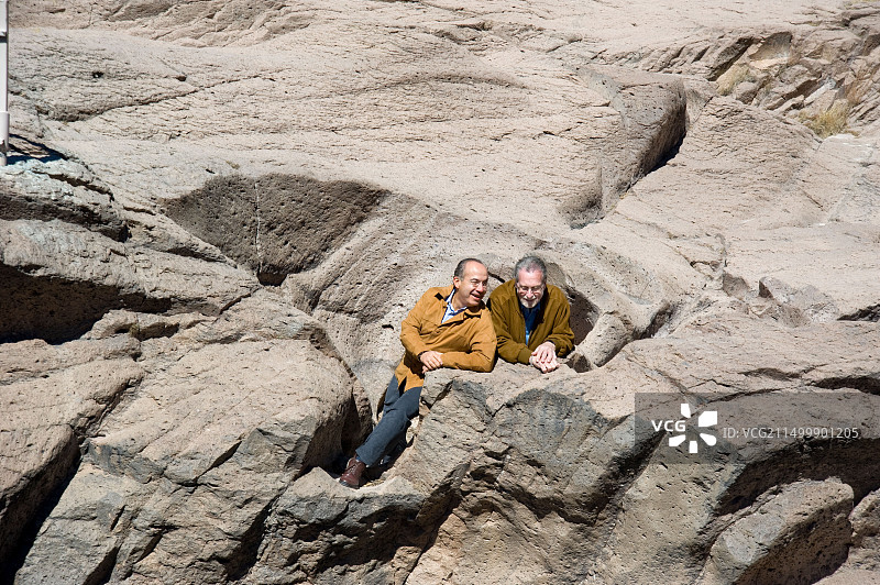 费利佩·卡尔德龙总统和彼得·格林伯格参观奇瓦瓦的巴萨埃阿奇瀑布国家公园图片素材