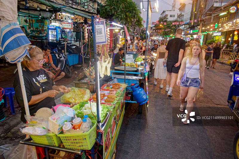 泰国曼谷考山路美食摊位图片素材