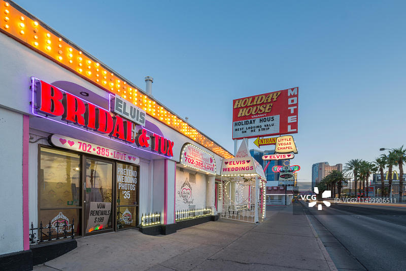 拉斯维加斯大道小维加斯教堂黄昏景观图片素材