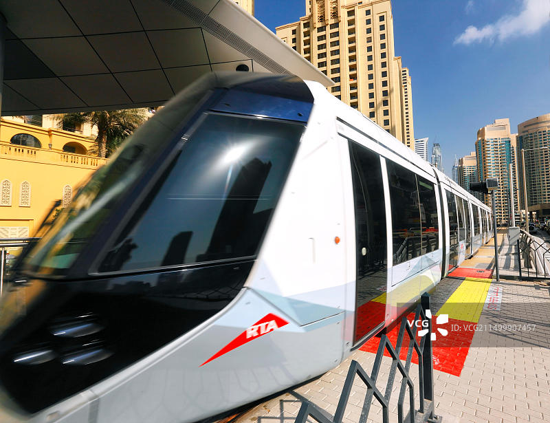 迪拜码头的有轨电车 - 11月14日启动图片素材