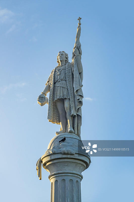 波多黎各旧圣胡安的克里斯托弗·哥伦布雕像和广场圆柱图片素材