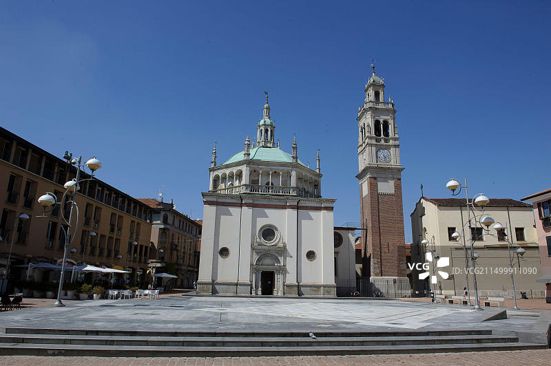 2020年7月7日 - 欧洲，意大利，伦巴第，瓦雷泽地区，布斯托·阿西齐奥，大教堂，圣乔瓦尼·巴蒂斯塔大教堂图片素材