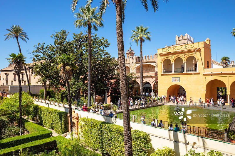 西班牙塞维利亚王宫花园的墨丘利喷泉（联合国教科文组织）图片素材