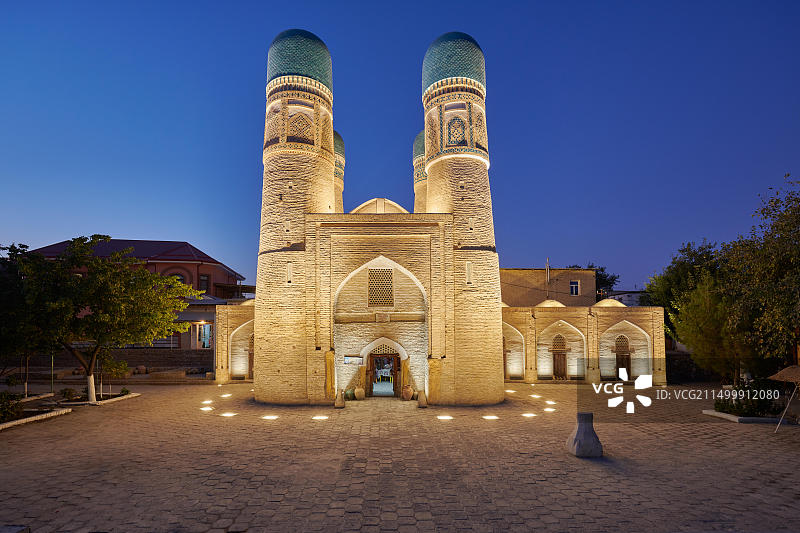 布哈拉小清真寺夜景图片素材