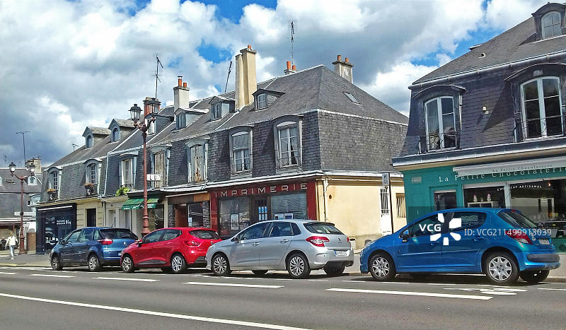 法国凡尔赛卡雷圣路易斯的典型房屋图片素材