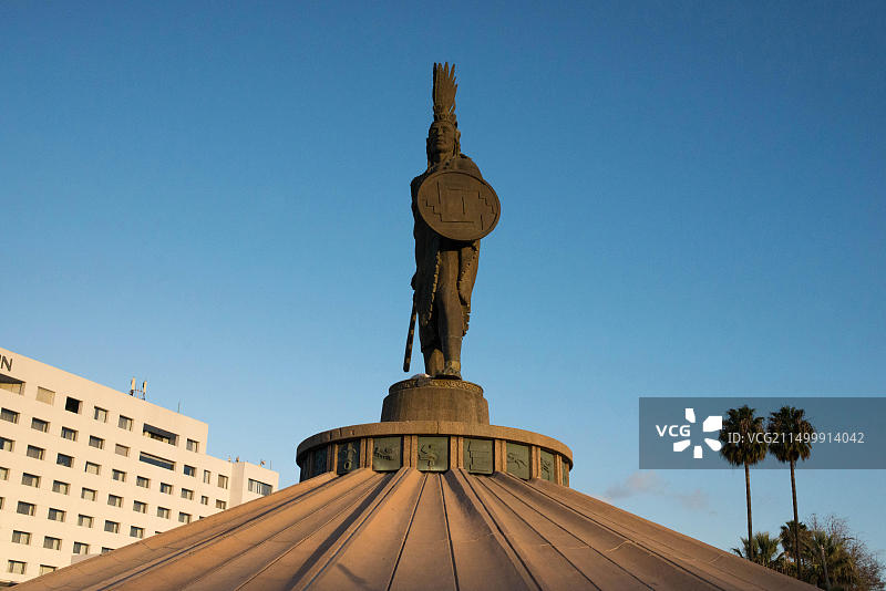 墨西哥蒂华纳：库奥赫特莫克雕像图片素材