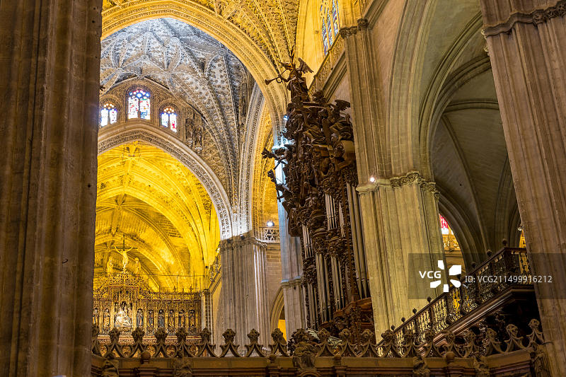 西班牙塞维利亚大教堂内部，联合国教科文组织世界遗产图片素材