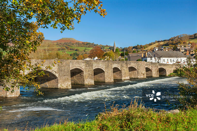 欧洲英国威尔士布雷肯波伊斯克里克豪厄尔乌斯克河上的桥梁图片素材