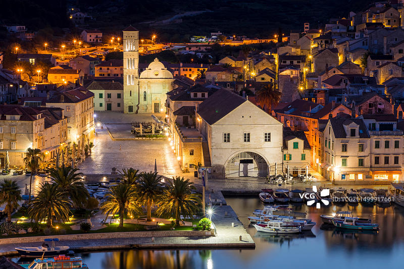 克罗地亚赫瓦尔古镇的黎明图片素材