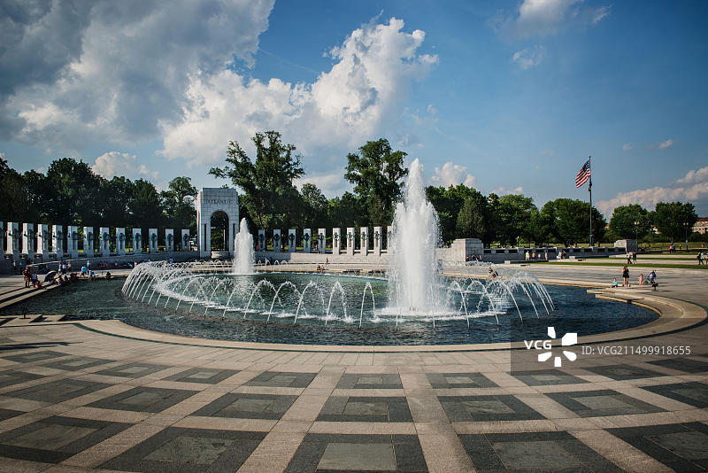 美国华盛顿特区，二战纪念中心喷泉图片素材
