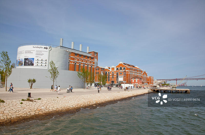 葡萄牙里斯本艺术、建筑与技术博物馆：特茹河畔的发电站图片素材