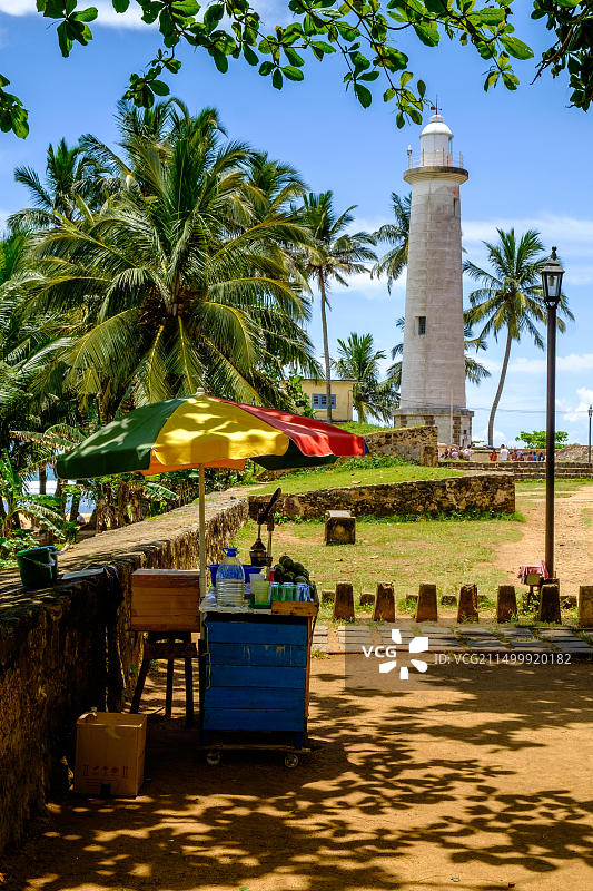 斯里兰卡加勒灯塔前的市场摊位图片素材