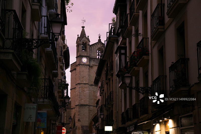 西班牙圣塞瓦斯蒂安圣维森特教堂景色图片素材