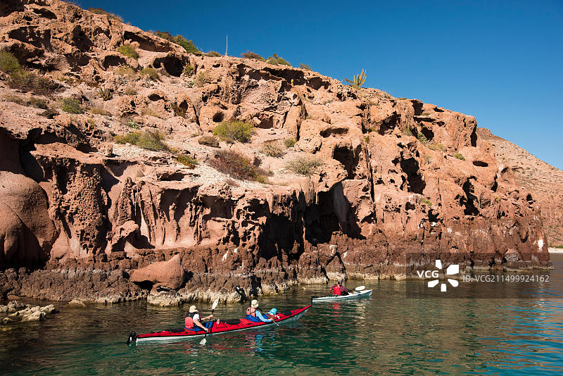 墨西哥拉 paz 岛皮划艇之旅图片素材