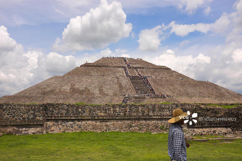 墨西哥特奥蒂瓦坎太阳金字塔，联合国教科文组织世界遗产图片素材