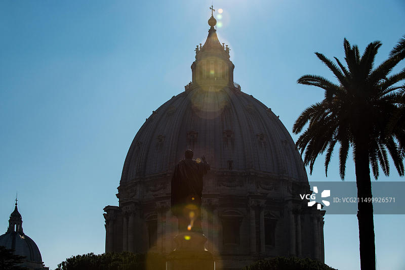 梵蒂冈。圣彼得大教堂圆顶景观。图片素材