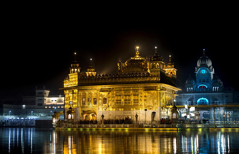 阿姆利则夜景金庙（斯里哈曼迪尔·萨希卜）图片素材