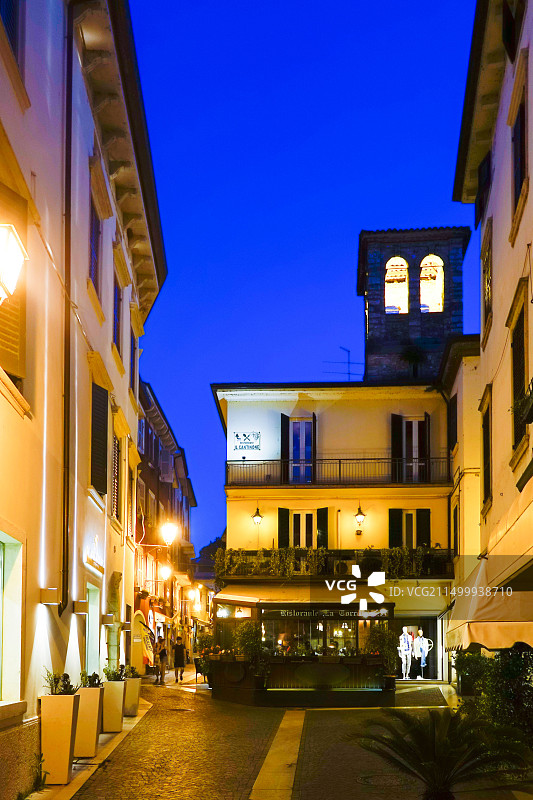 加尔达湖滨佩斯基耶拉，威尼托，意大利，欧洲图片素材