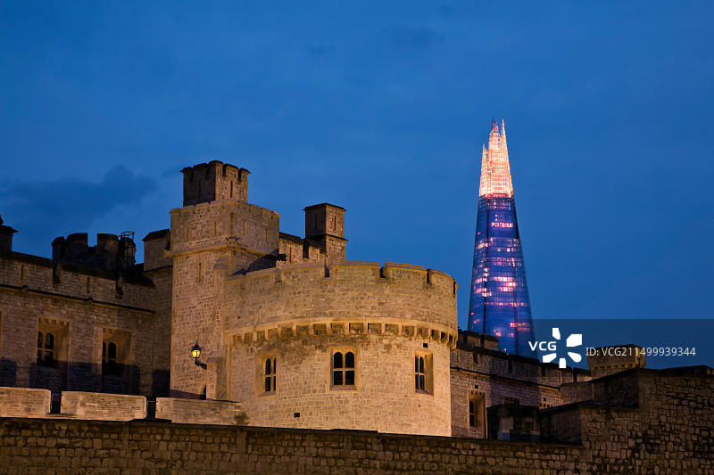 黄昏时分的伦敦塔山碎片大厦餐厅图片素材