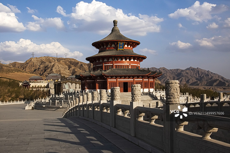 中华黄河坛 青铜峡中华黄河坛表达了宁夏人民对黄河哺育的感恩！图片素材