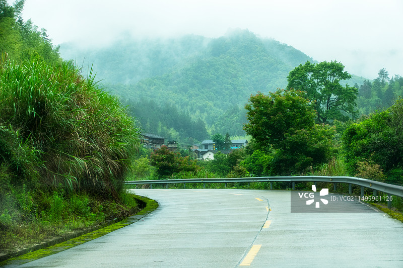 福建武夷山区825/826县道沿途风光图片素材