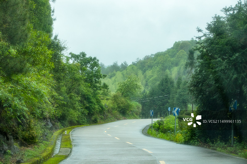福建武夷山区825/826县道沿途风光图片素材