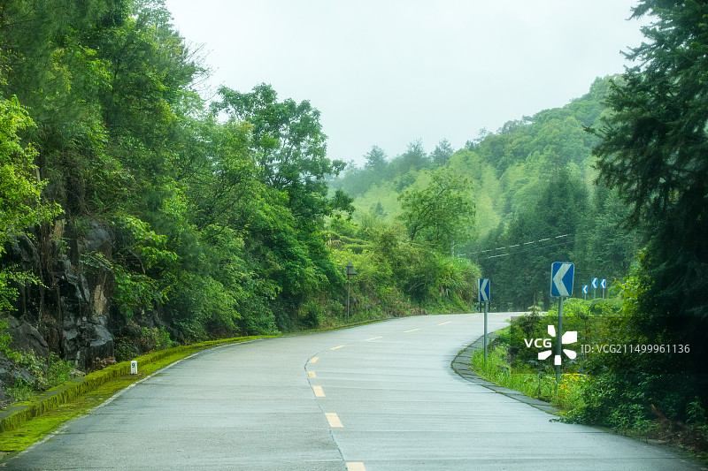 福建武夷山区825/826县道沿途风光图片素材