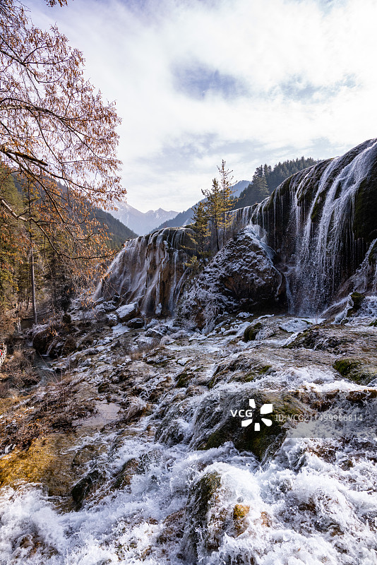 川西九寨沟珍珠滩瀑布图片素材