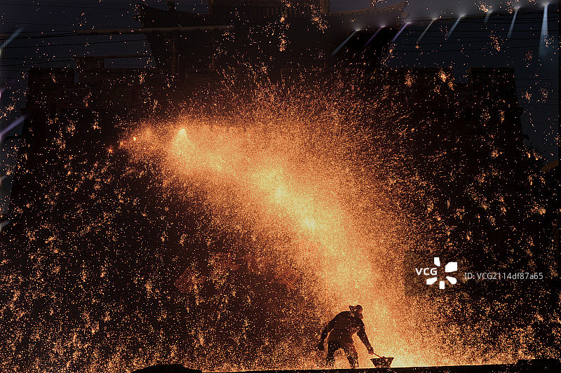 河北蔚县打树花图片素材